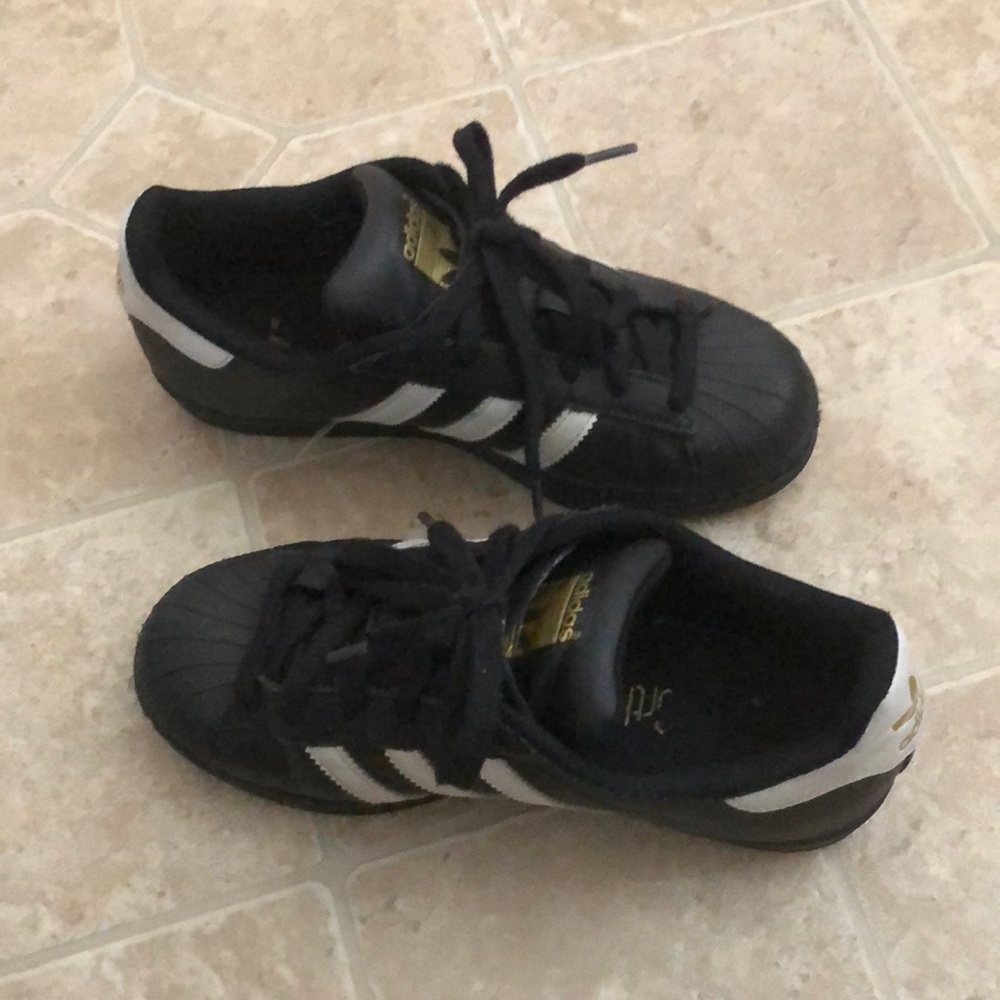Addidas superstars